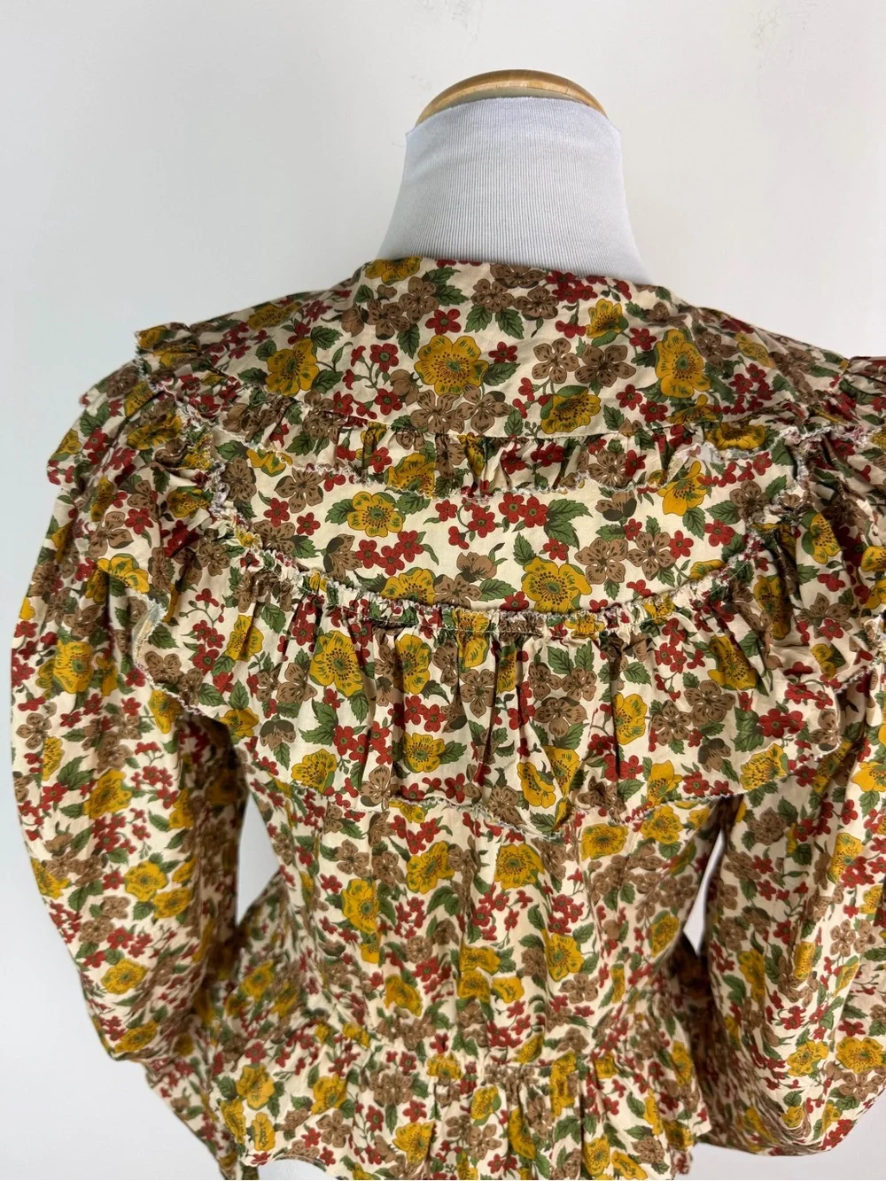 Doen Dolores Top in Jennifer Spring Floral Liberty Fabric Puff Sleeve Size XS